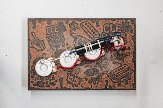J-Bass Wiring Harness- Bumblebee - handcrafted prewired guitar electronics by CLE Guitar Works