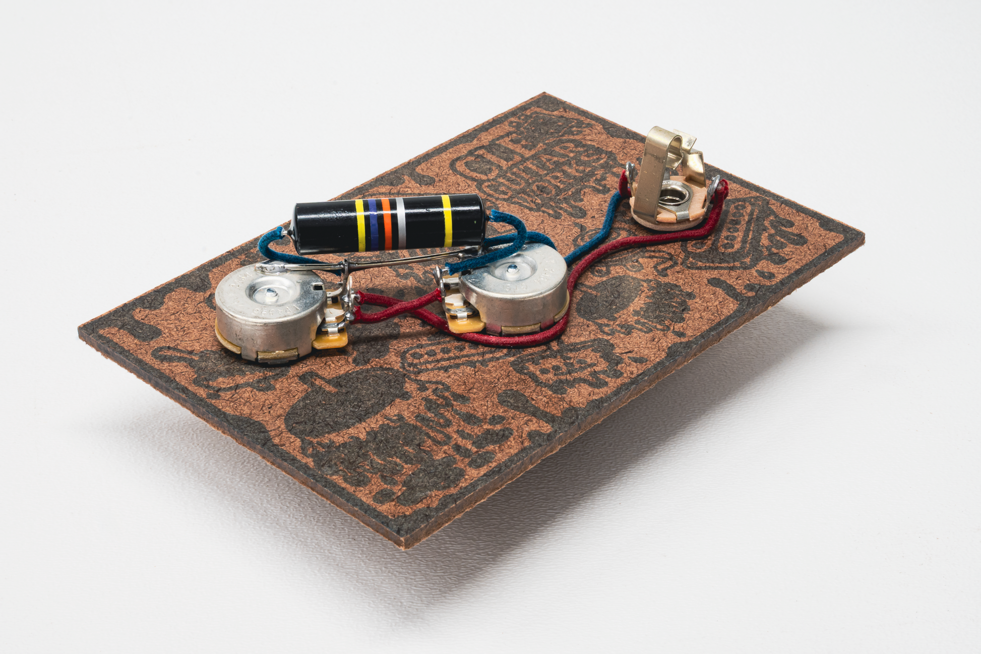 P-Bass Wiring Harness- Bumblebee - handcrafted prewired guitar electronics by CLE Guitar Works