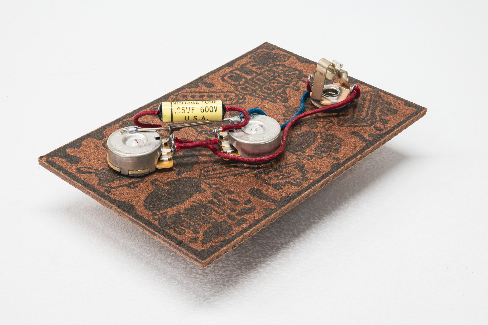 P-Bass Wiring Harness- Vintage Yellow - handcrafted prewired guitar electronics by CLE Guitar Works