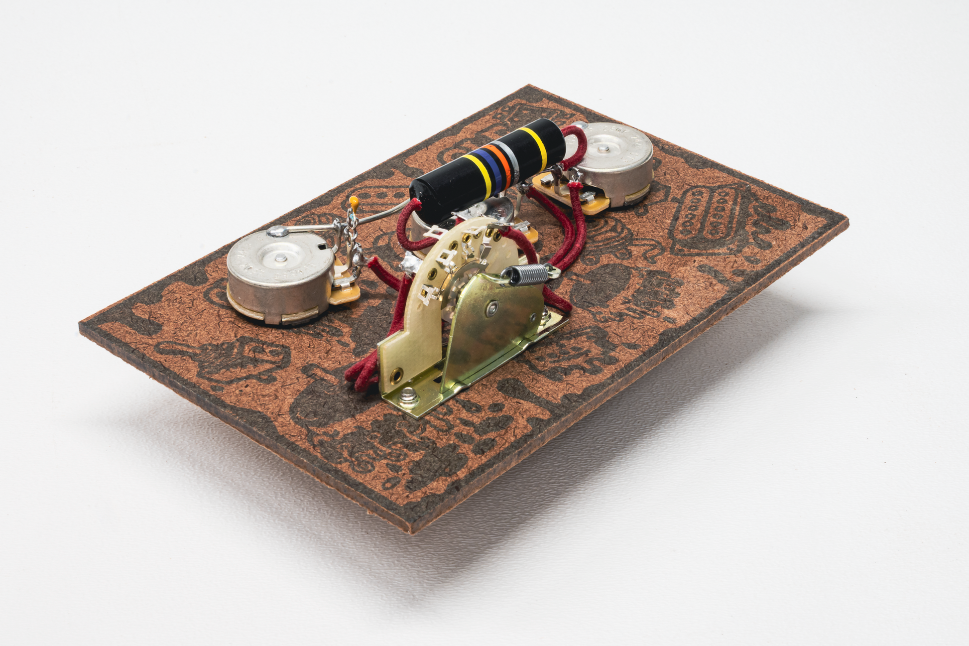 Strat Wiring Harness- Bumblebee - handcrafted prewired guitar electronics by CLE Guitar Works